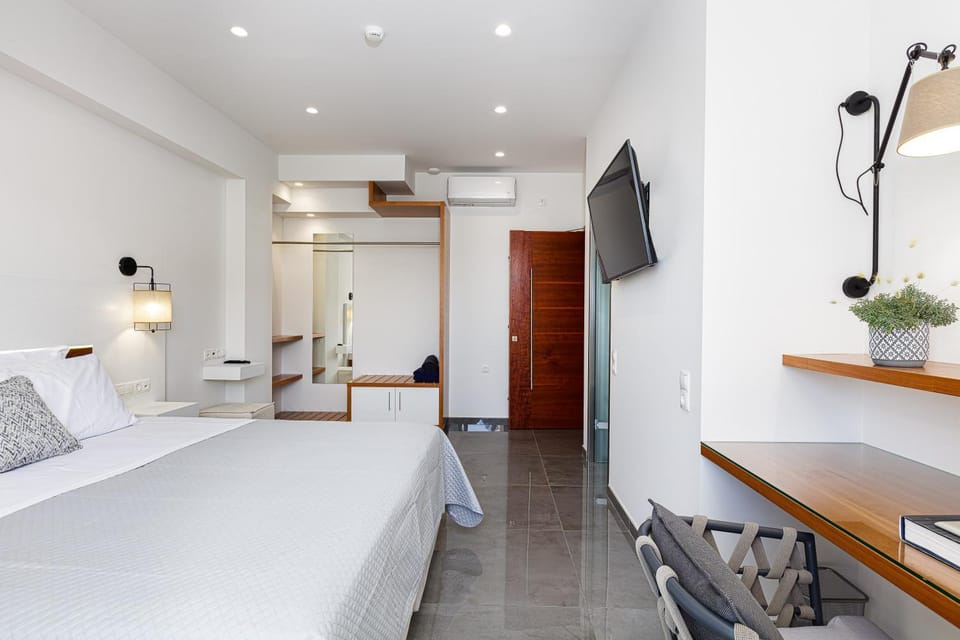 Sea View Deluxe Double "Artemis" - Adults Only Apartment in Crete