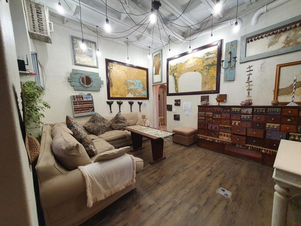 Nightclub / DJ, Living room, Lobby or reception, Lounge or bar, Seating area
