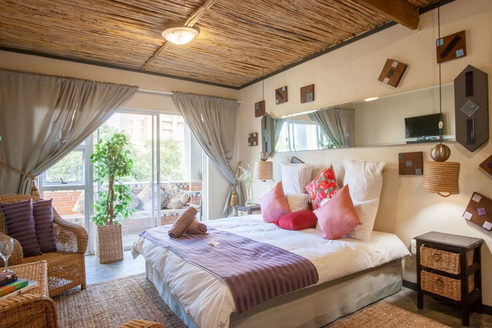 Bedrock Executive Studio with Kitchenette Apartment in Cape Town