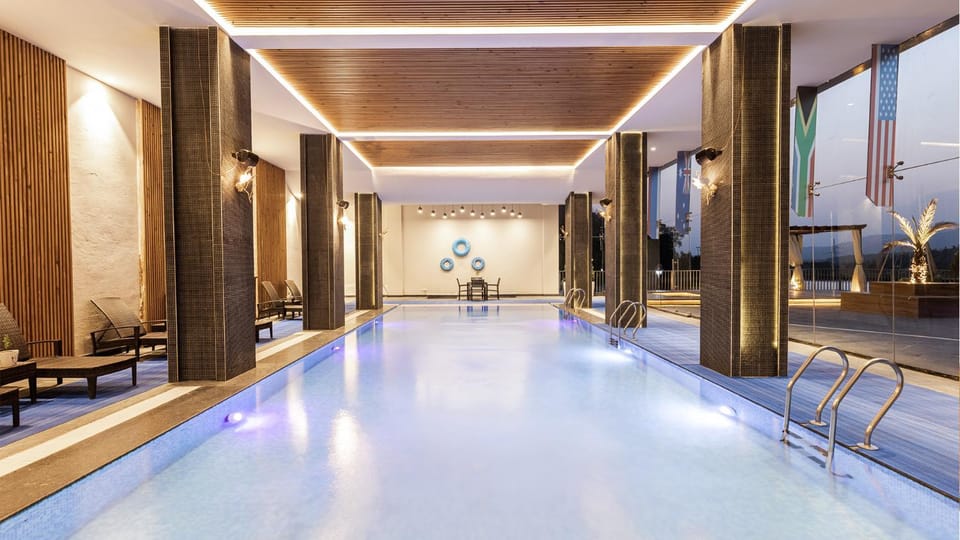Swimming pool