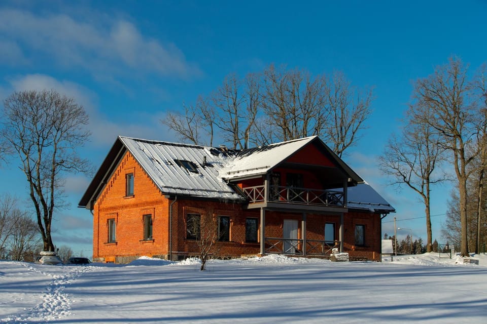 Property building, Winter