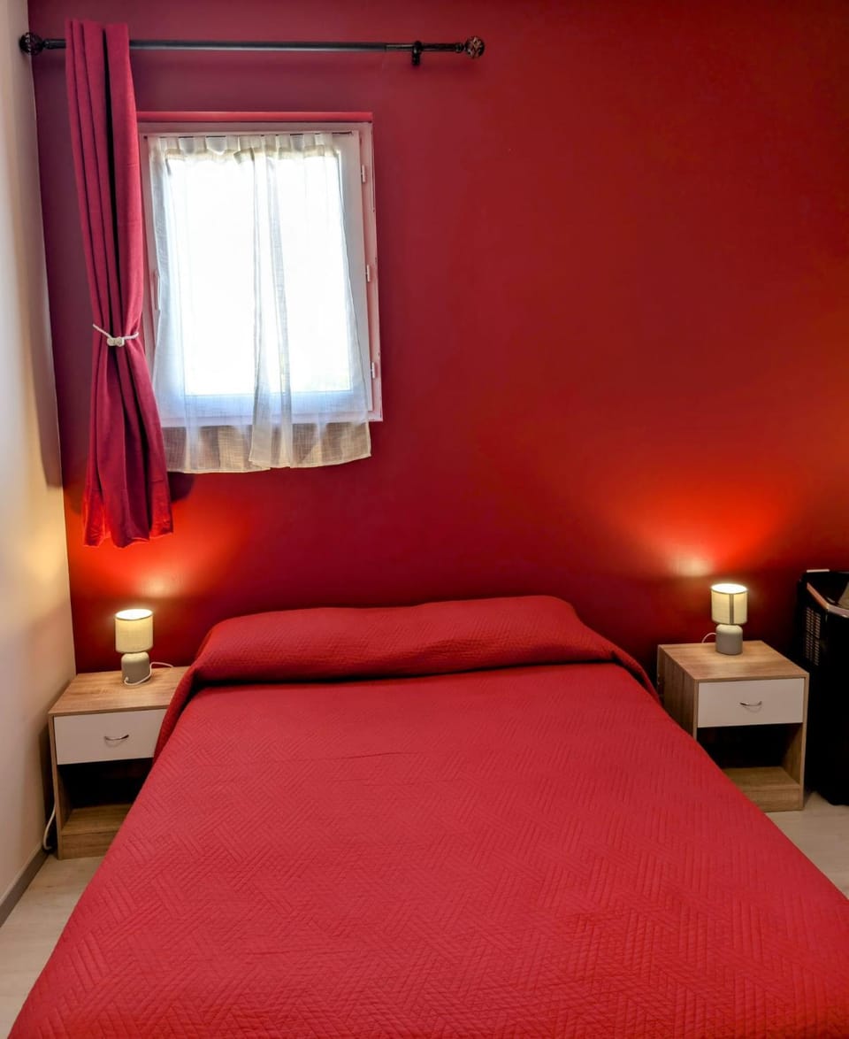 COMME A LA MAISON Bed and Breakfast in Occitanie