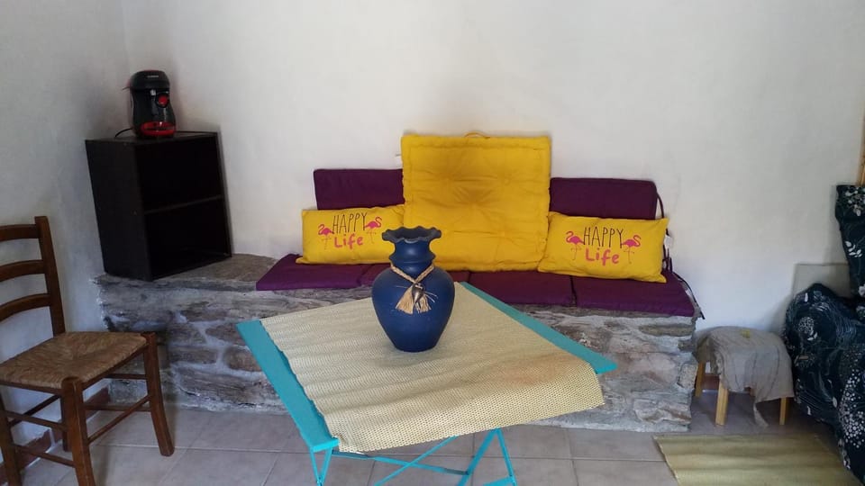 Le petit nid (le MàS du Plot) Bed and Breakfast in Auvergne-Rhône-Alpes