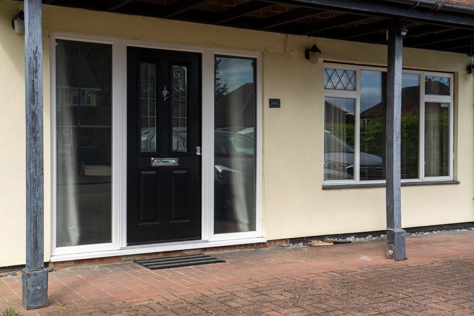 Facade/entrance, Parking