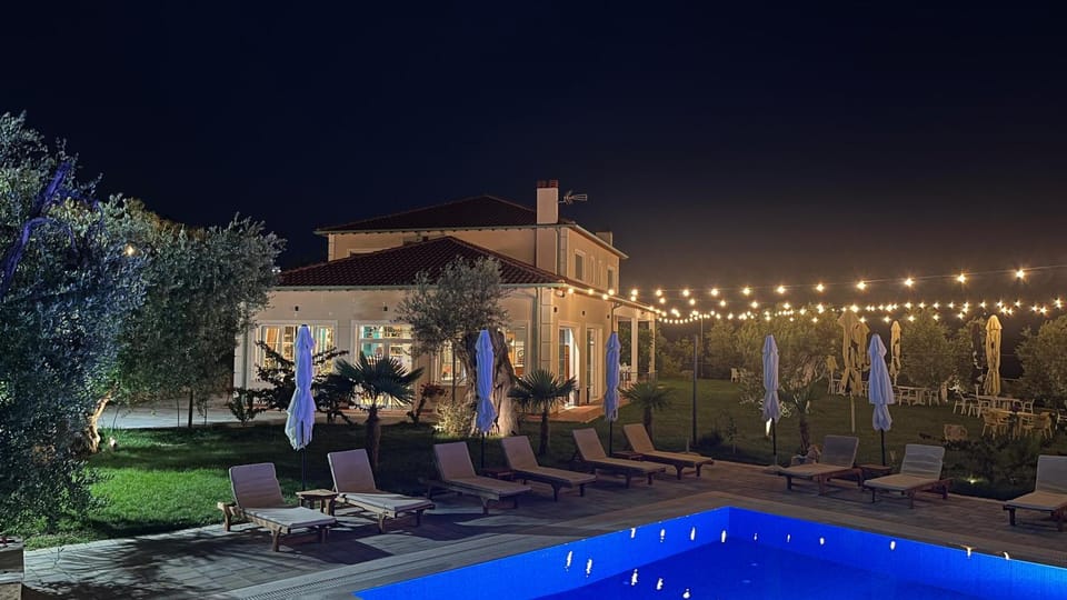 Night, Swimming pool
