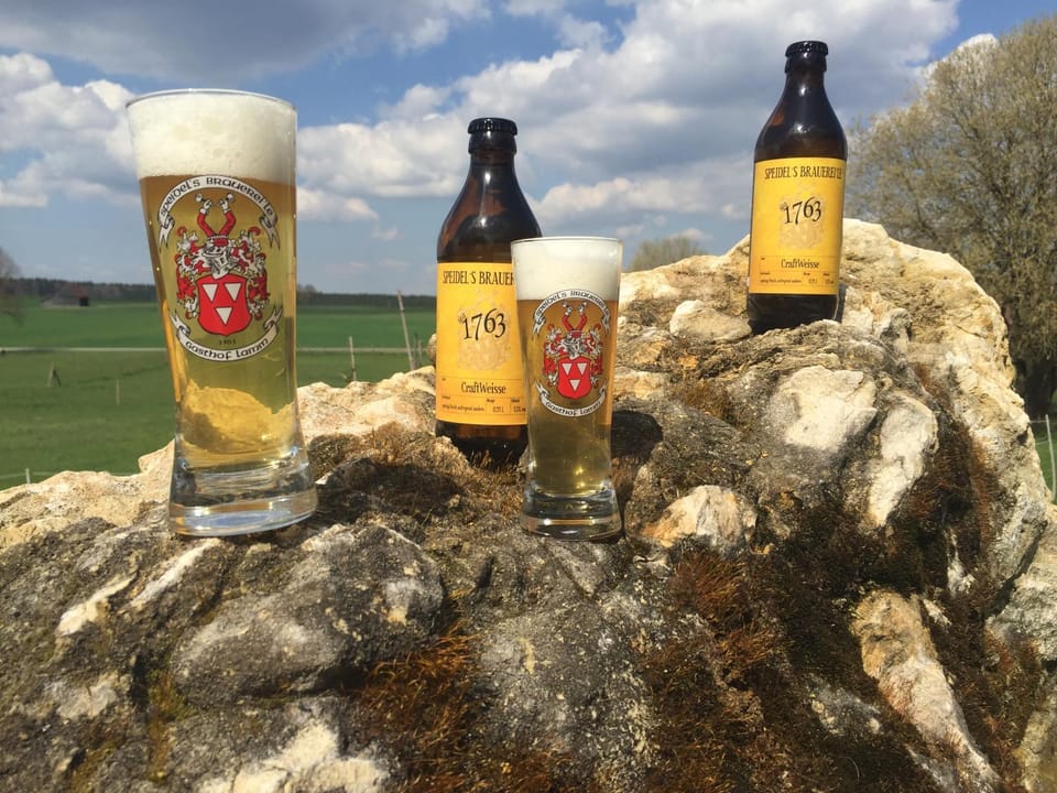 Natural landscape, Food and drinks, Drinks, Alcoholic drinks