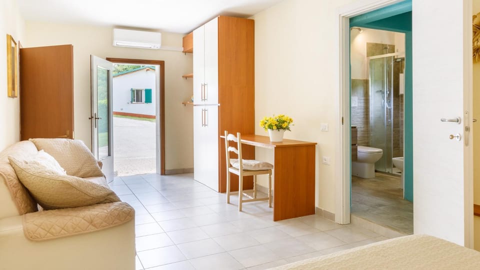 LA VILLA DINA 10, Emma Villas Villa in Emilia-Romagna