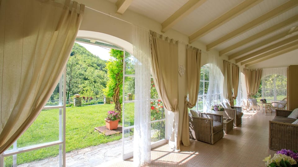 LA VILLA DINA 10, Emma Villas Villa in Emilia-Romagna