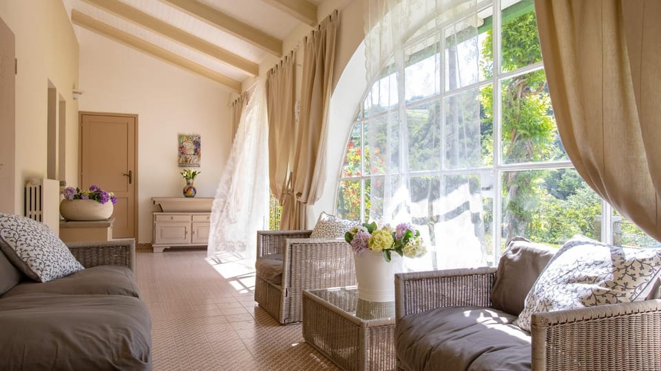 LA VILLA DINA 10, Emma Villas Villa in Emilia-Romagna
