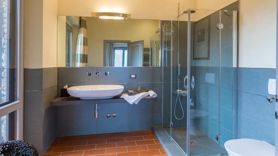 VILLA IL CEDRO 10&1, Emma Villas Villa in Tuscany
