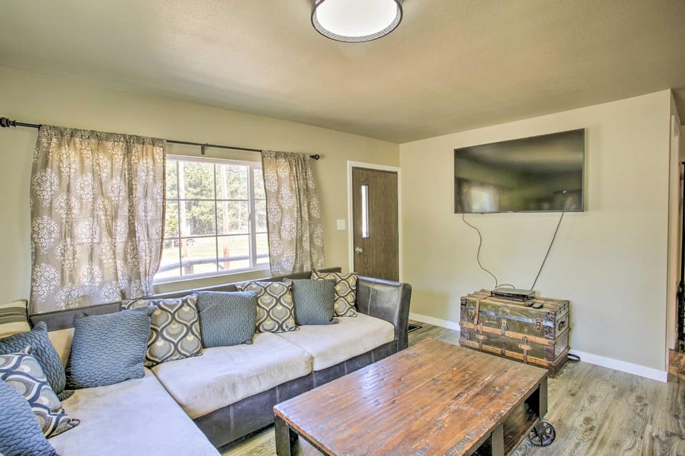 Kingston Sleeper: Unique Stay Near Silver Mountain House in Idaho
