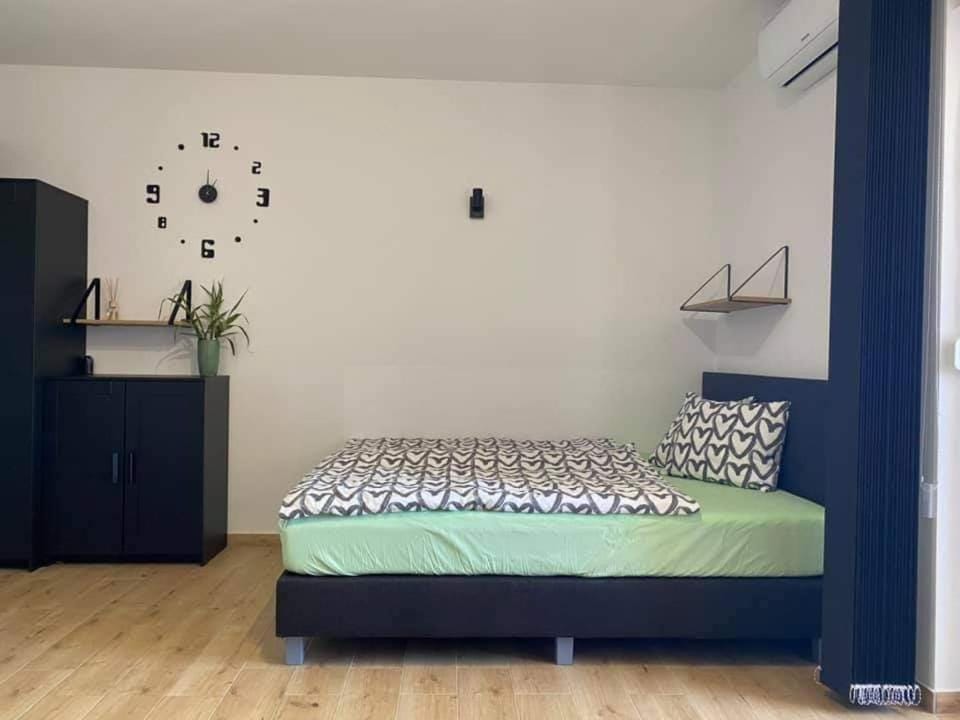 Apartma Šelih Mandre - Pag Apartment in Novalja