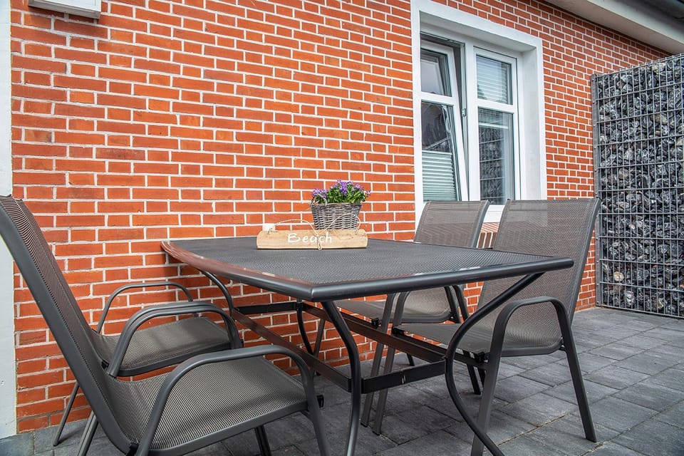 50138 "Deichkajüte 7" Apartment in Wangerland