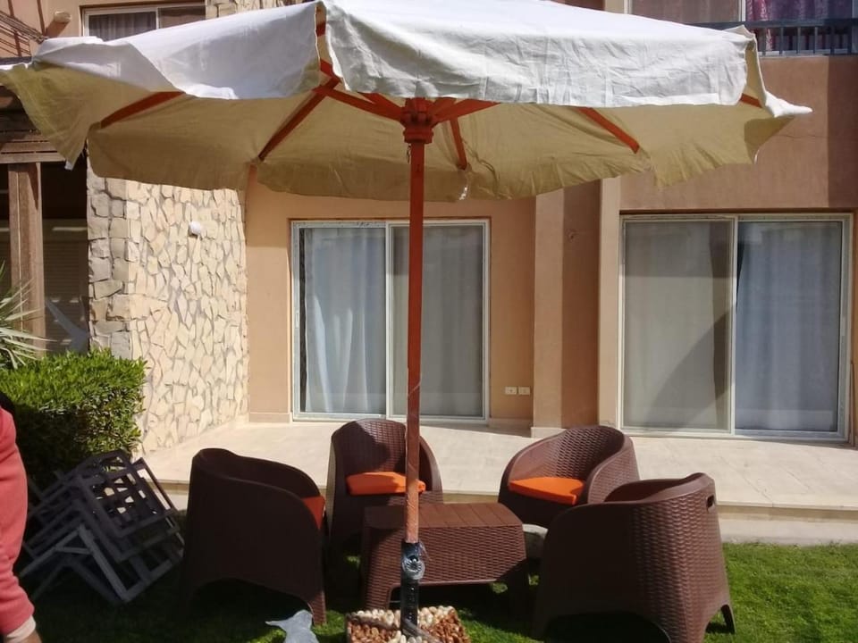 شاليه أرضي بجنينه في مارينا وادي دجله العين السخنه Three Bedroom Chalet with Garden In Marina Wadi Degla Ain El Sokhna - For Families Only House in Egypt