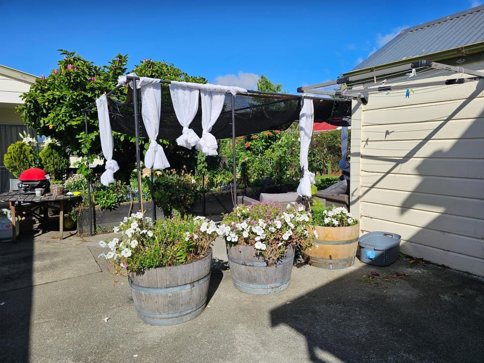 Garden, Garden
