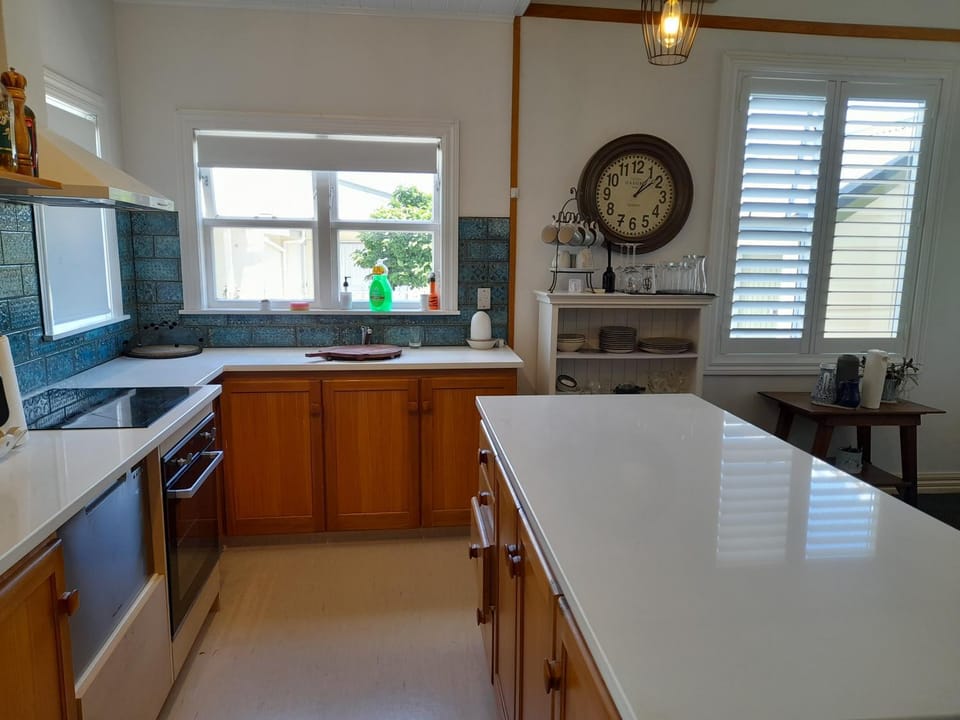 Kitchen or kitchenette, stove