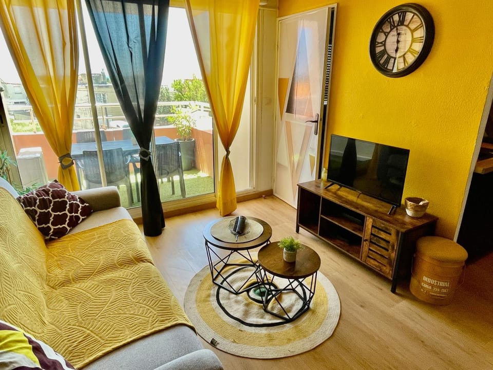 Le Nautica Plage T2 climatisé en bord de mer Apartment in Occitanie