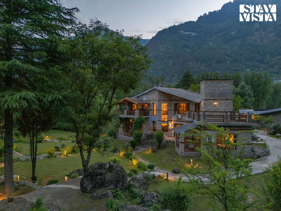 Property building, Natural landscape
