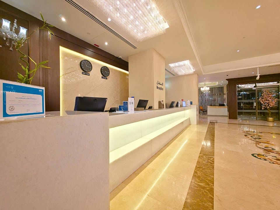Property building, Lobby or reception, concierge