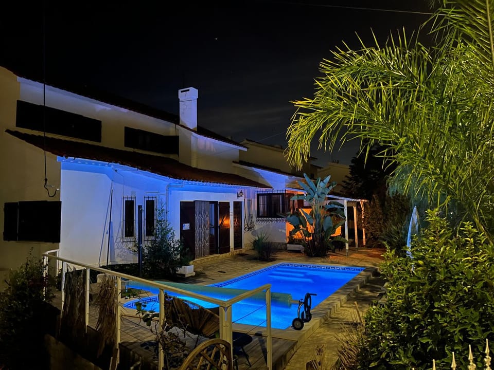 Casa Pausa Sesimbra Holiday Home House in Setubal District