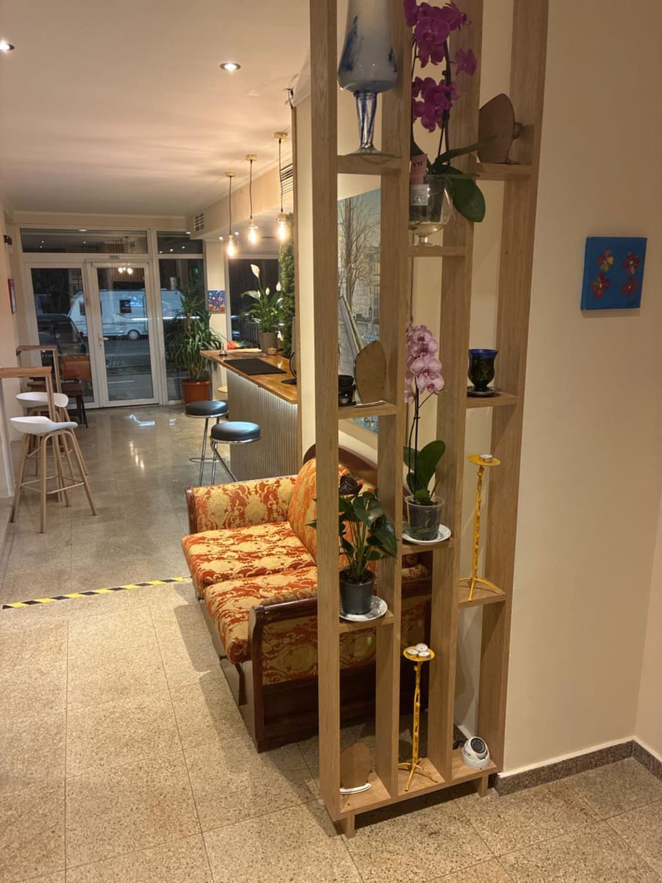 Seating area