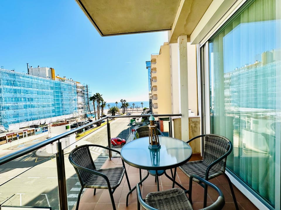 Global Immo 3342 CARLAMAR Apartment in Roses
