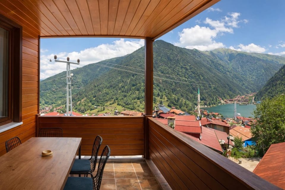 Day, Natural landscape, View (from property/room), Balcony/Terrace