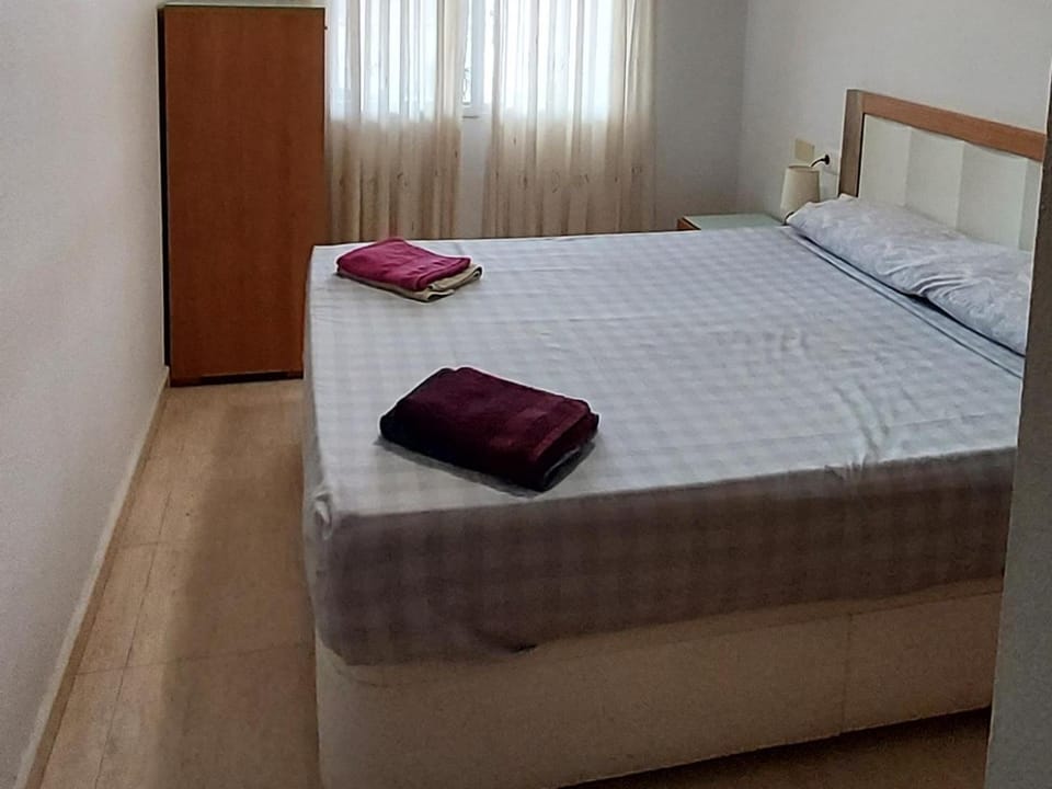 Bed, Bedroom, wardrobe