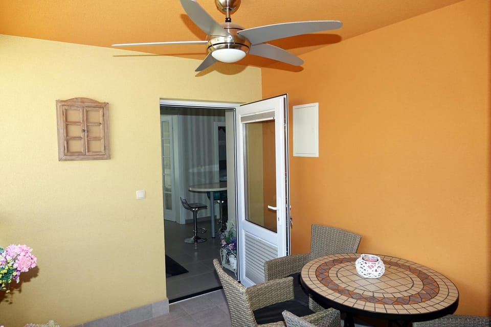 Apartment 4 You Apartment in Makarska