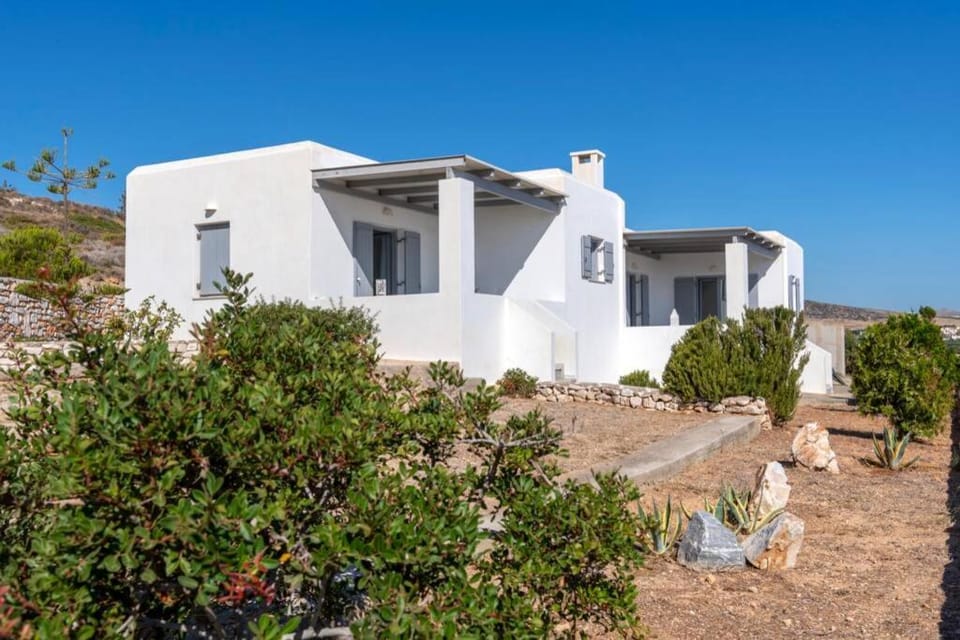Petra Home by Rocks Estates House in Paros, Greece