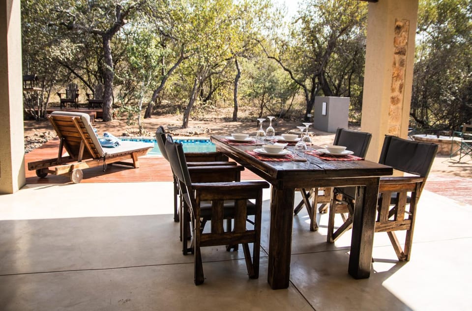 Dining area, Breakfast