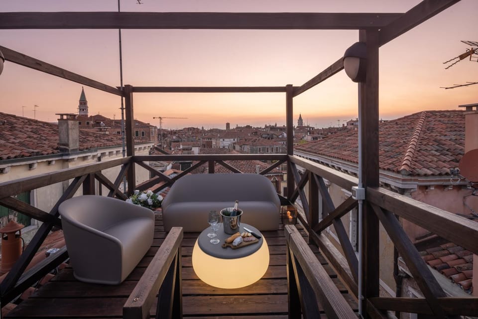 Balcony/Terrace, City view, Sunset