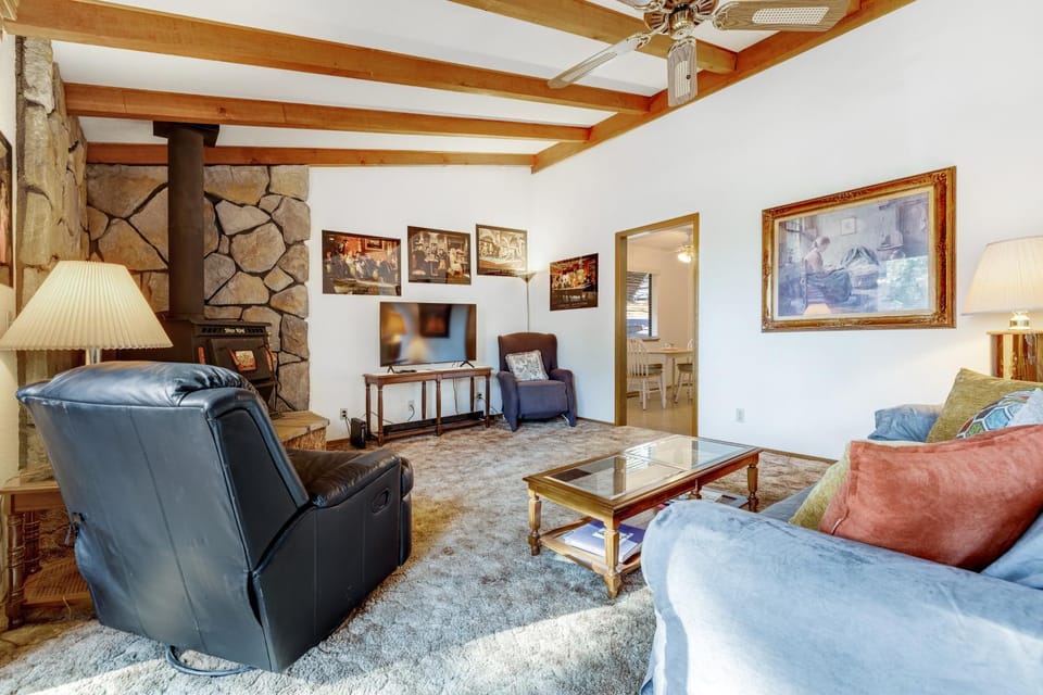 Mountain Springs Lodge House in Groveland
