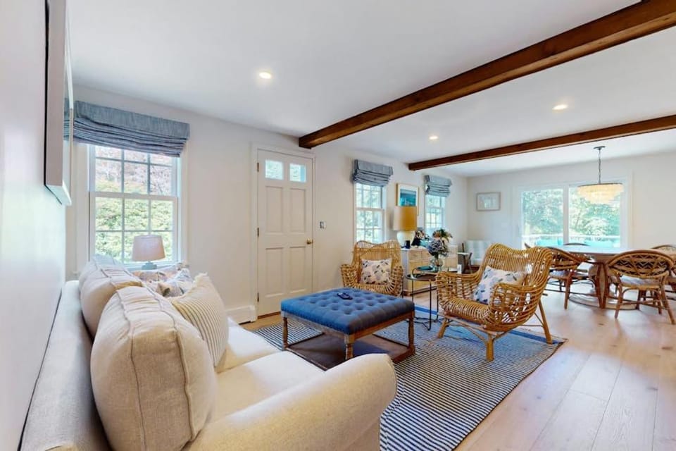Barley Breeze House in Orleans