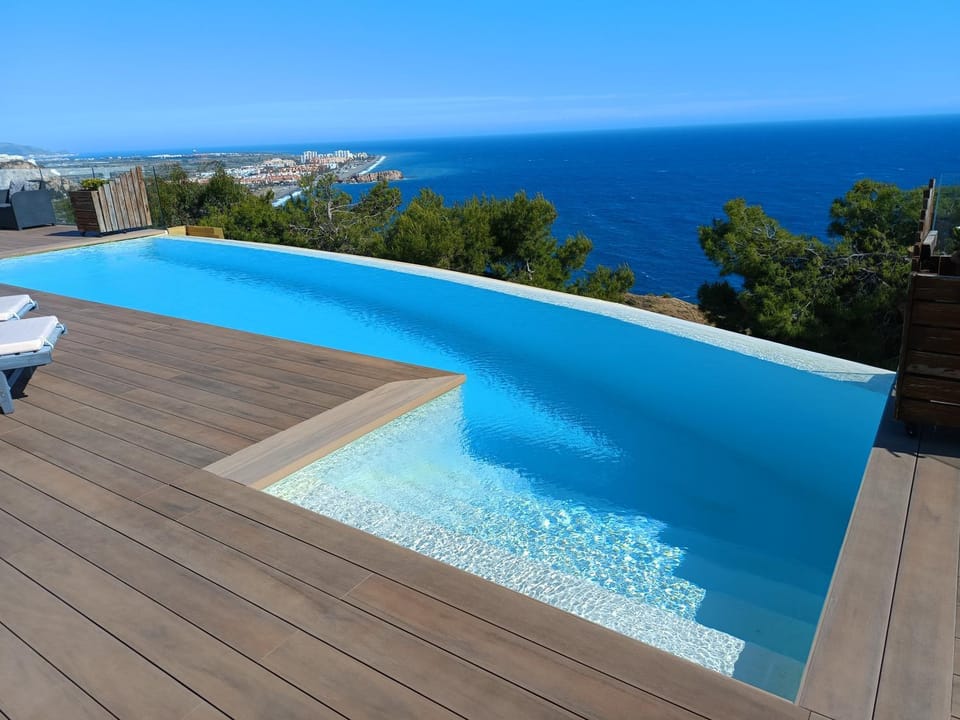Sea view, Swimming pool