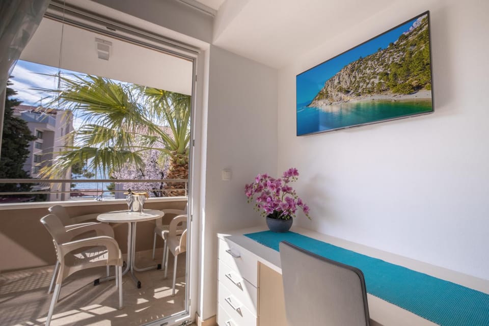 TV and multimedia, Balcony/Terrace