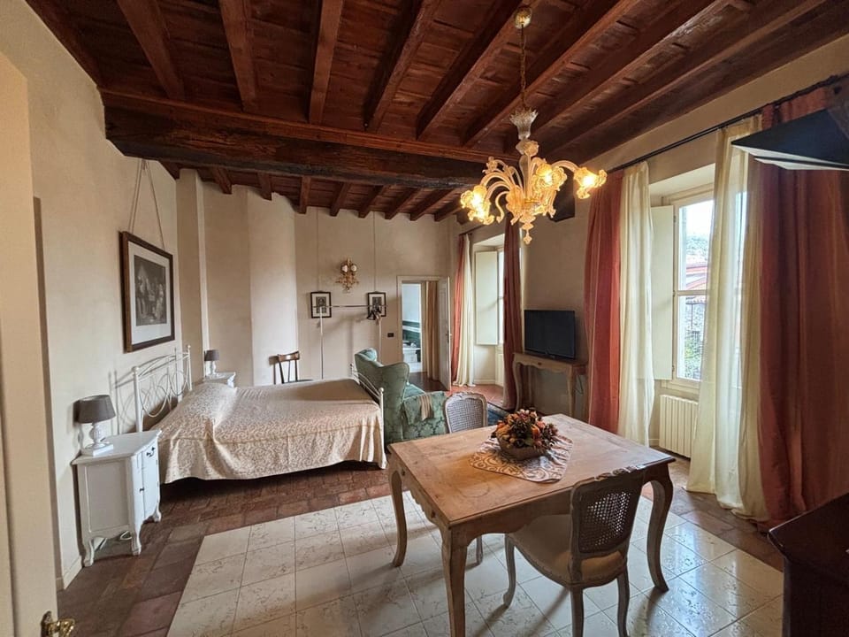 Antica Casa Fenaroli Apartment in Province of Brescia