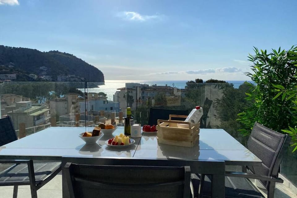 Sea view apartment 6D with pool in Cañamel beach Apartment in Llevant