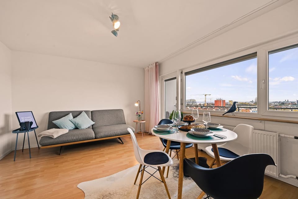 Dining area, Bedroom