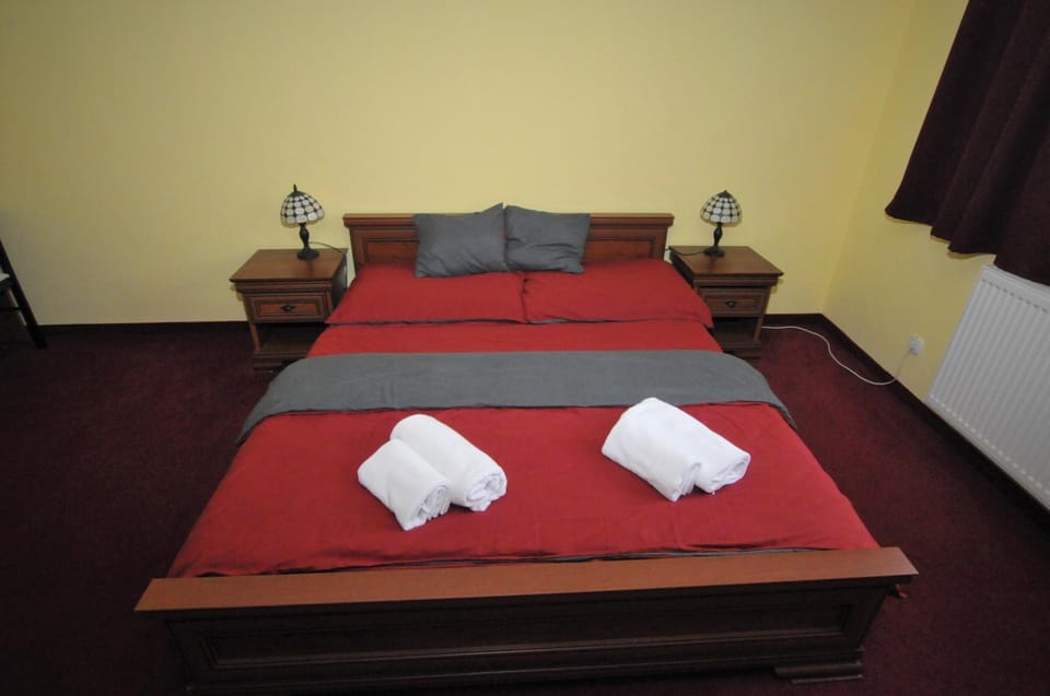 Reštaurácia Penzión na mlyne Bed and Breakfast in Slovakia