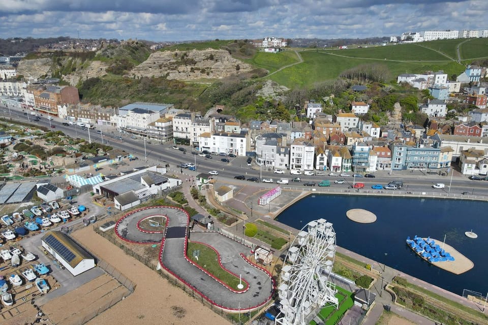 Master accommodation suite 3 sea view Apartment in Hastings