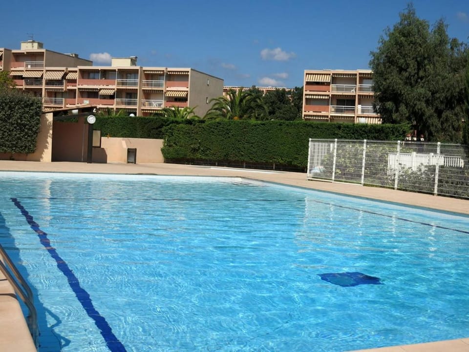 T2 avec piscine, tennis et accès plage direct, La Favière - Bormes les Mimosas - FR-1-610-61 Apartment in Bormes-les-Mimosas