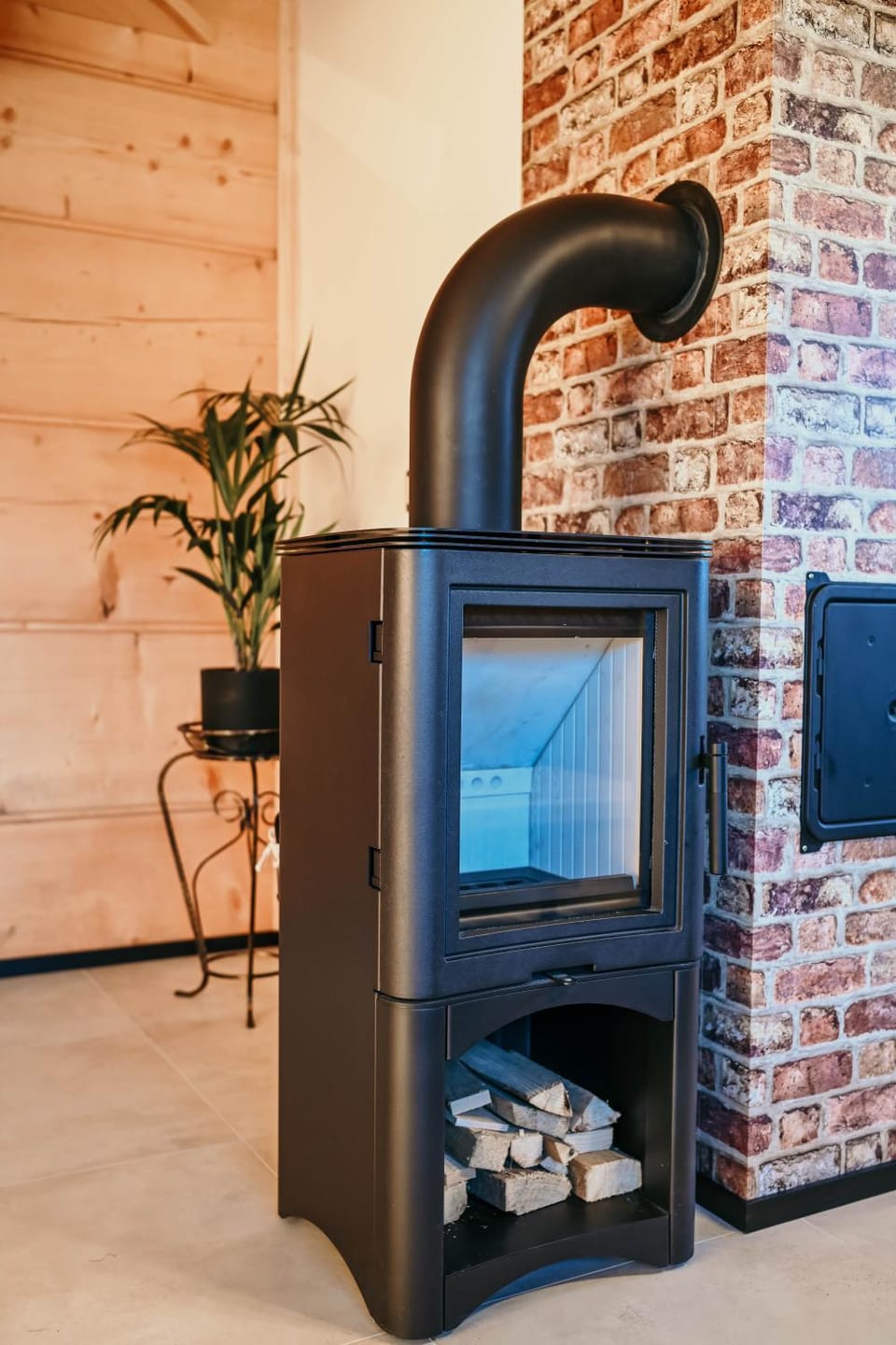 TV and multimedia, Evening entertainment, fireplace