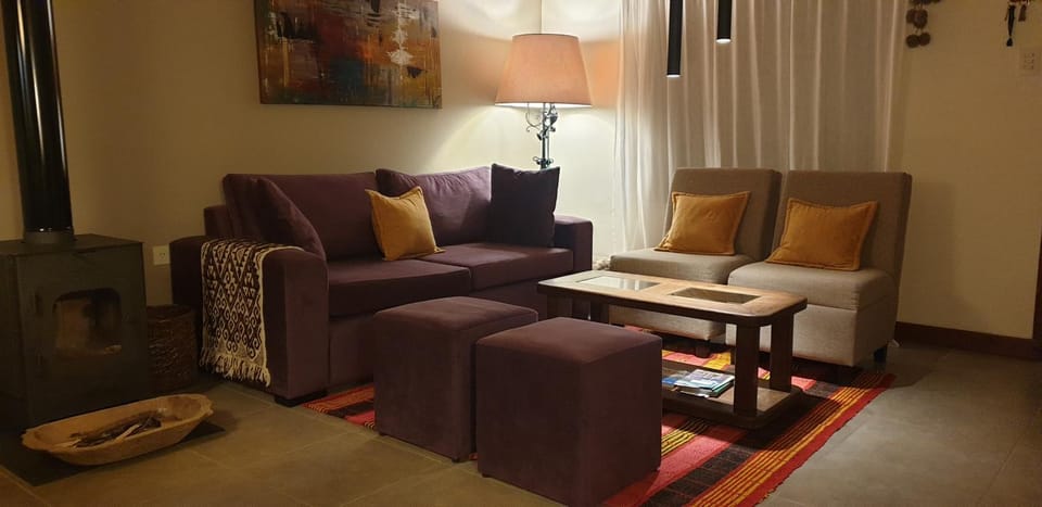 Living room, internet