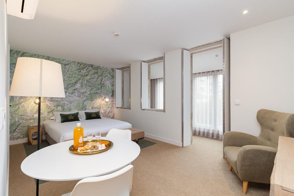 Dining area, Bedroom