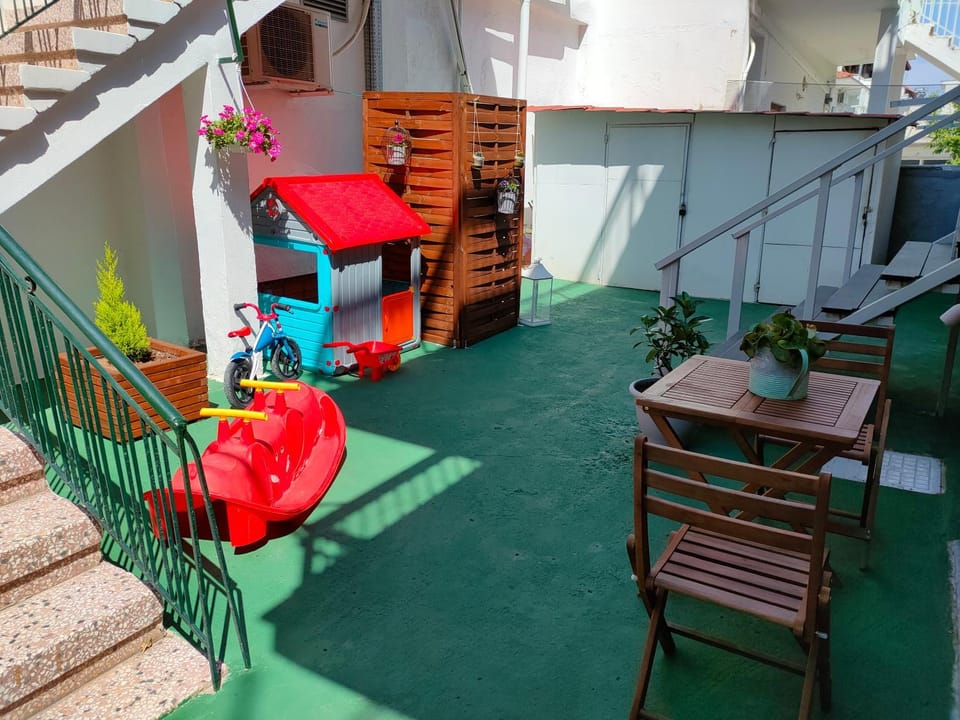 Inner courtyard view