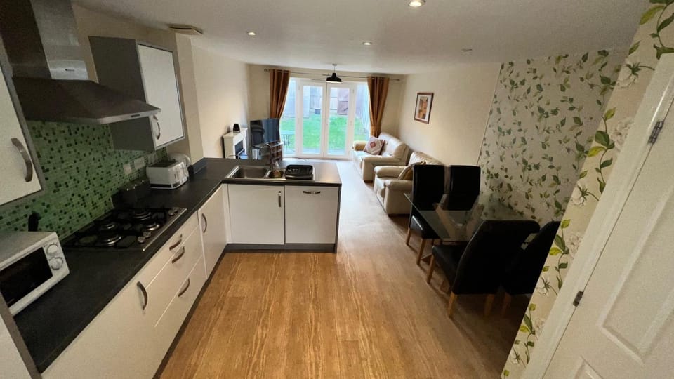 Kitchen or kitchenette, Living room, Seating area, Dining area, dishwasher, minibar, pet friendly, stove, toaster