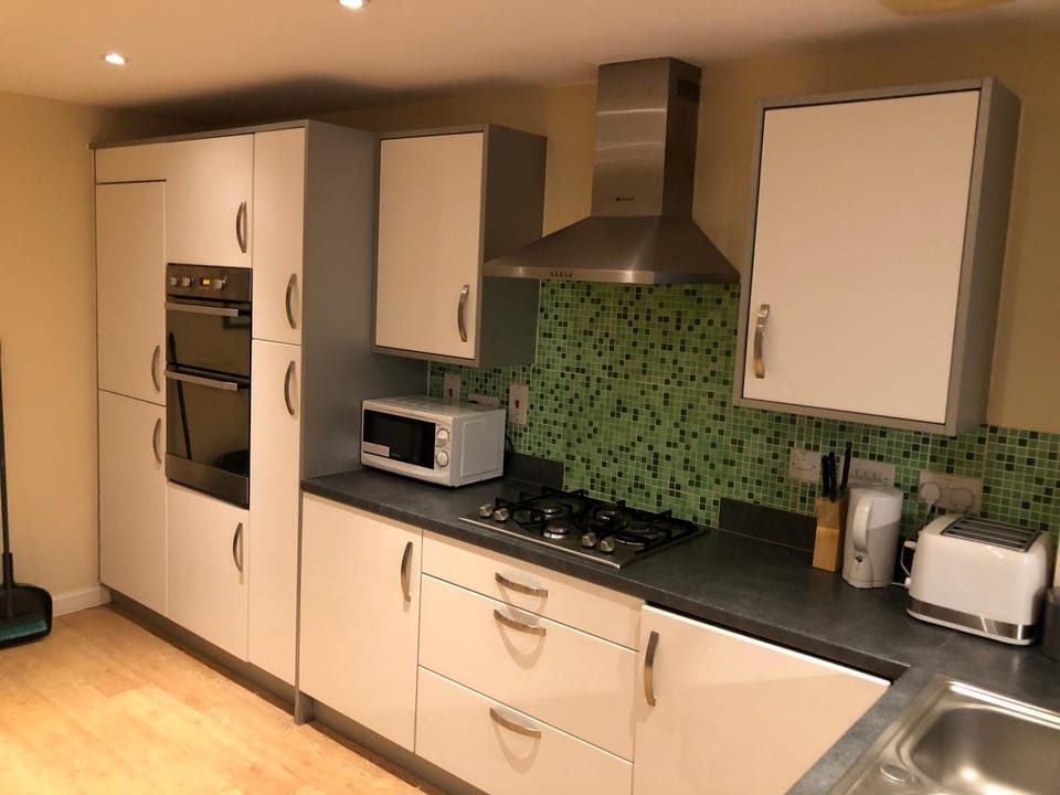 Kitchen or kitchenette, minibar, pet friendly, stove, toaster