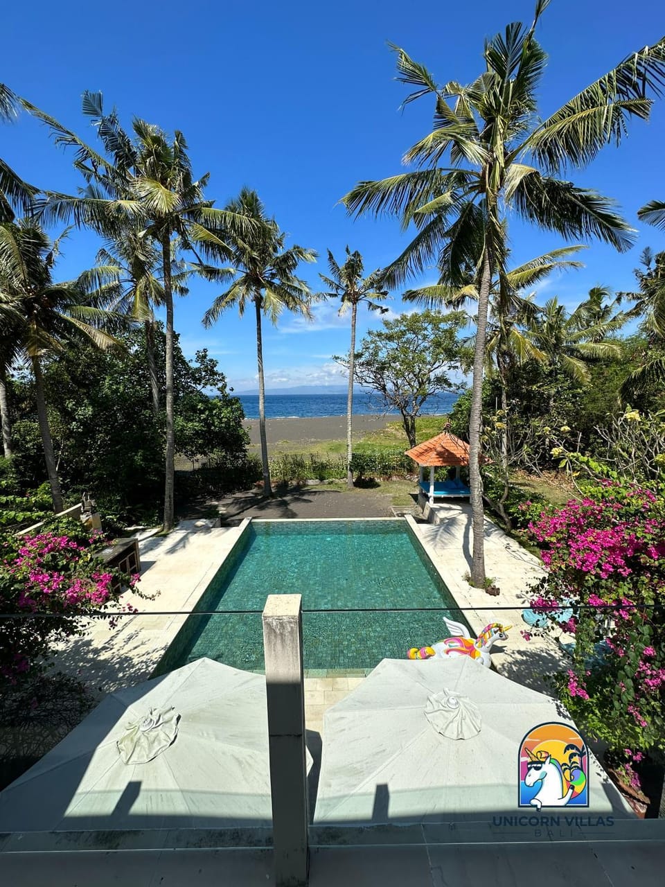 Beach, Swimming pool