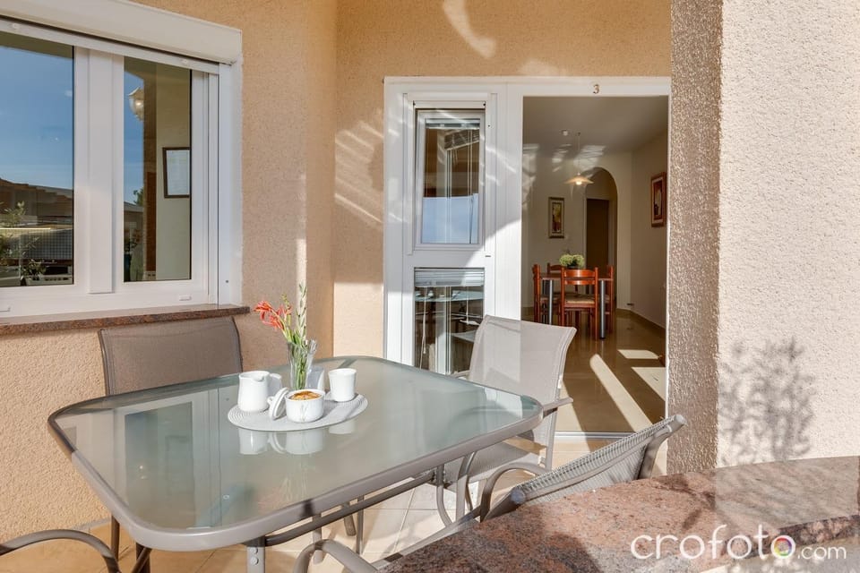 Balcony/Terrace, Balcony/Terrace
